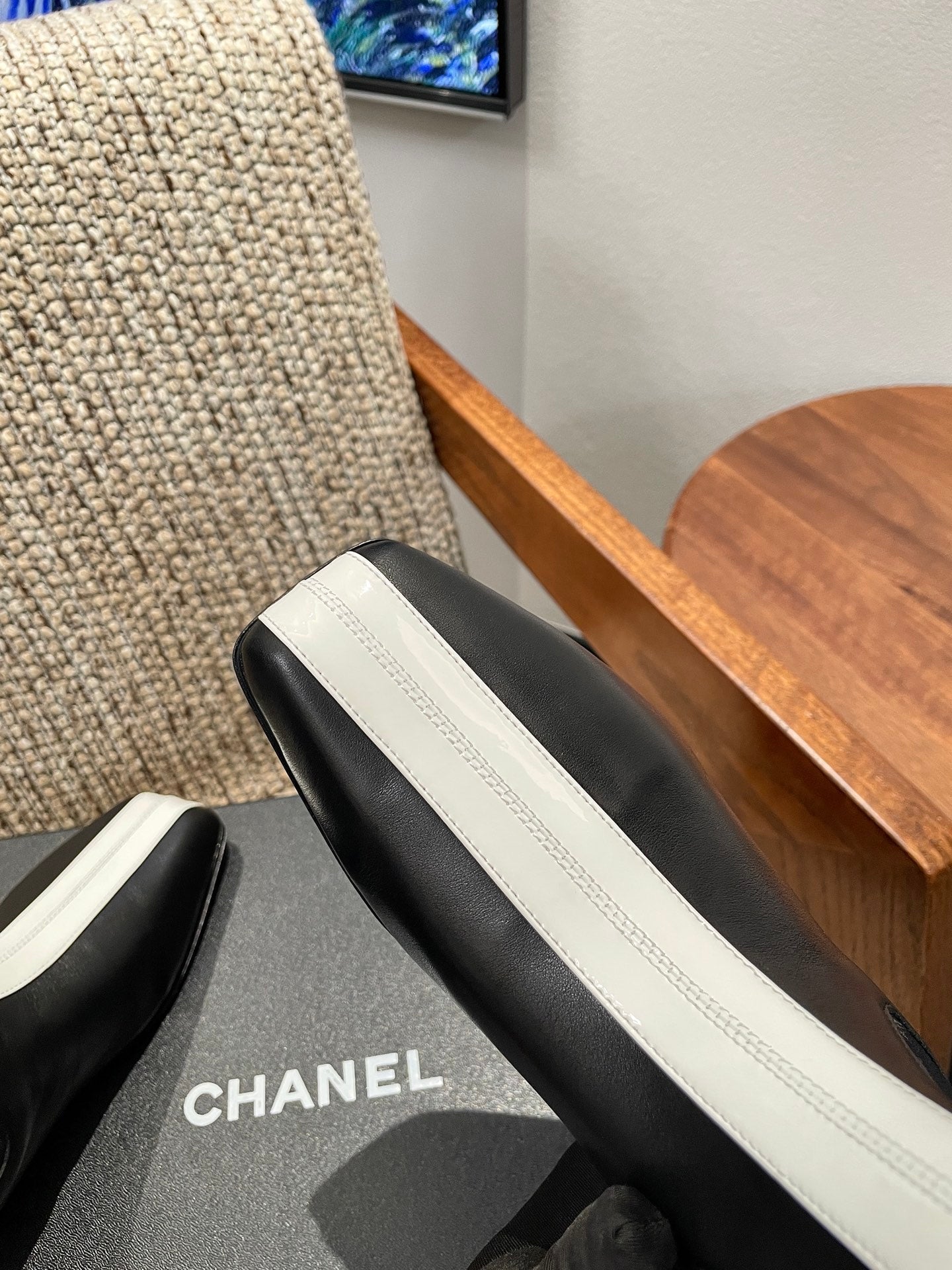 CHANEL 26S ANKLE BOOTS IN BLACK CALFSKIN WITH WHITE TRIM
