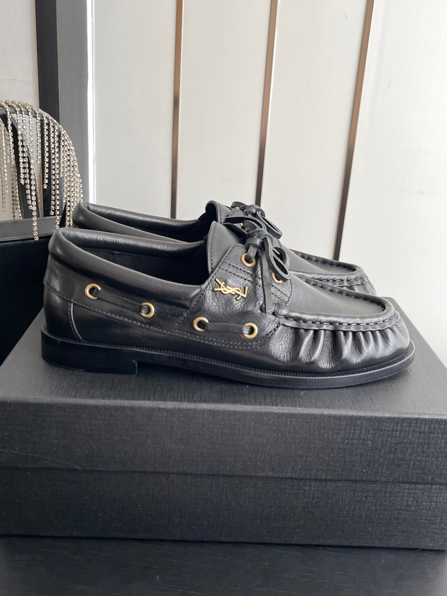YSL 26S LACE UP LOAFERS IN BLACK CALFSKIN ROUND TOE