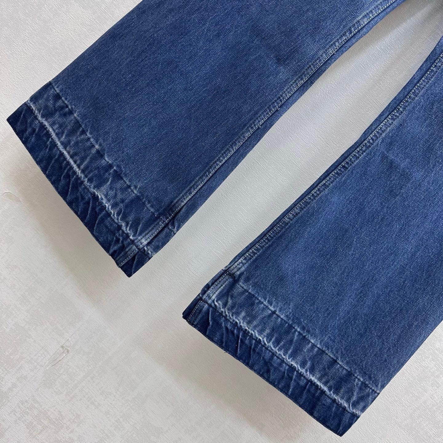 CELINE 26S HIGH-WAIST WIDE-LEG JEANS 650