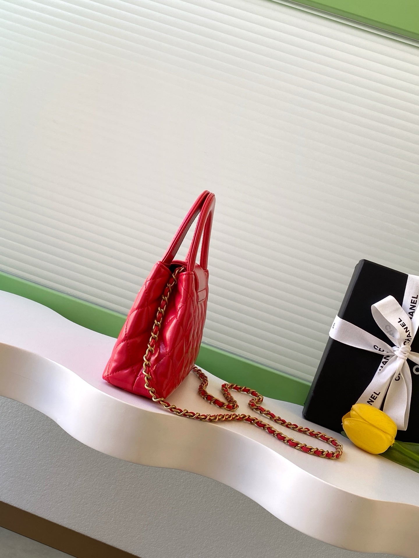 CHANEL 25S MINI KELLY BAG 19 IN RED LAMBSKIN WITH GOLD HARDWARE