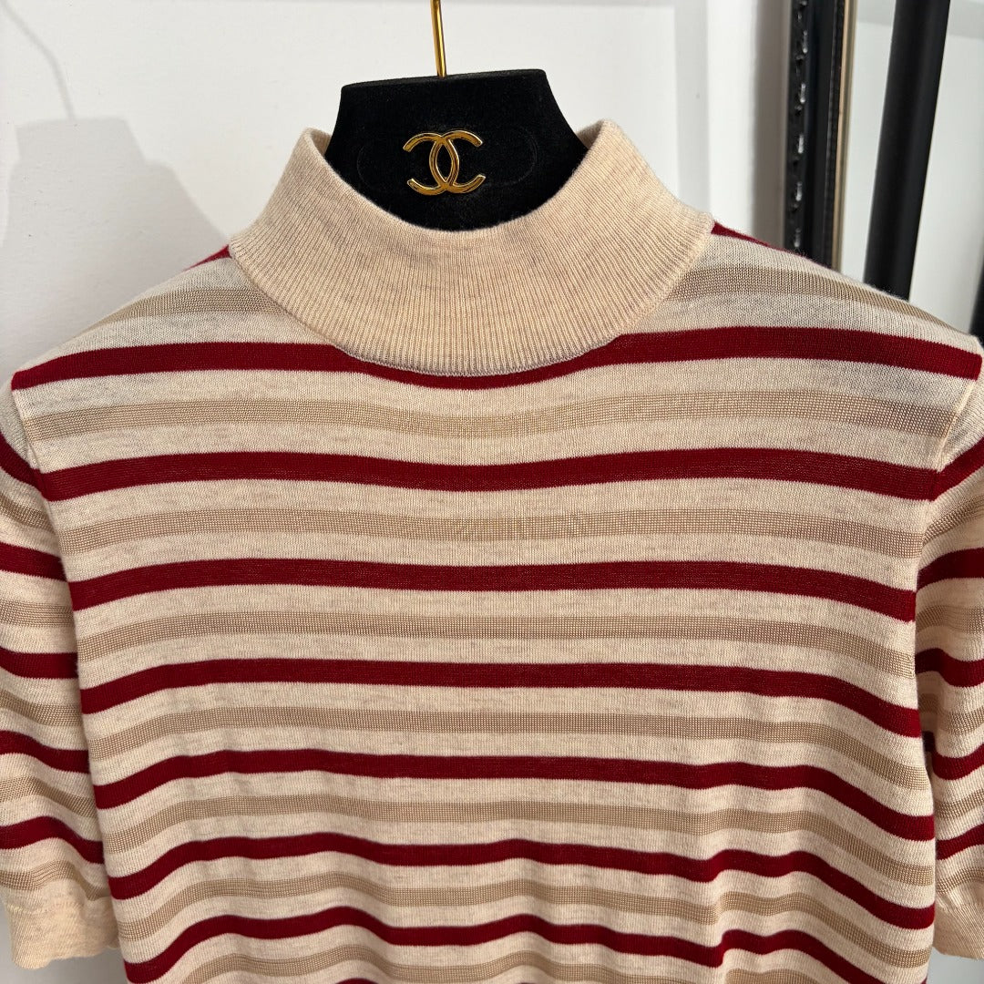 VALENTINO 26S SHORT-SLEEVE TURTLENECK KNIT TOP 436
