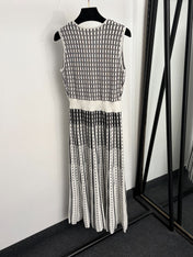 MAXMARA 26S SLEEVELESS V-NECK KNIT MAXI DRESS 363