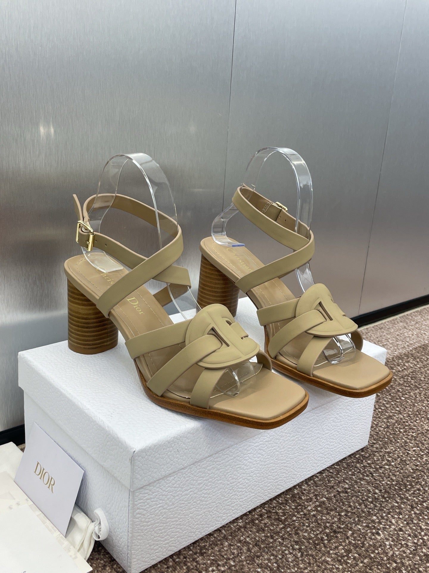 D-CLUB HIGH HEEL SLIDE 25S 80MM IN GOLDEN BEIGE CALFSKIN