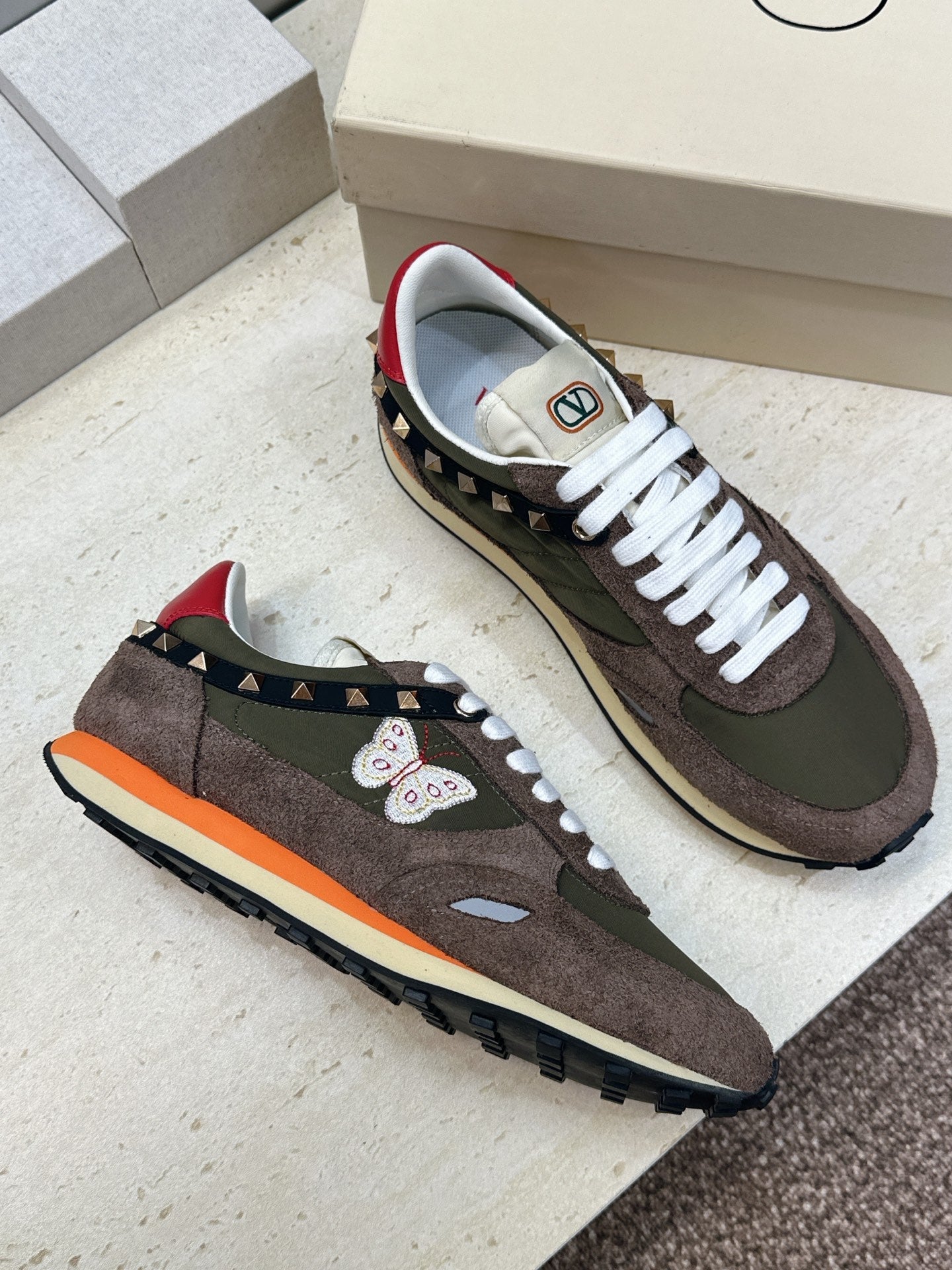 VALENTINO 26S BUTTERFLY EMBROIDERED SNEAKERS IN BROWN SUEDE & MOSS GREEN FABRIC