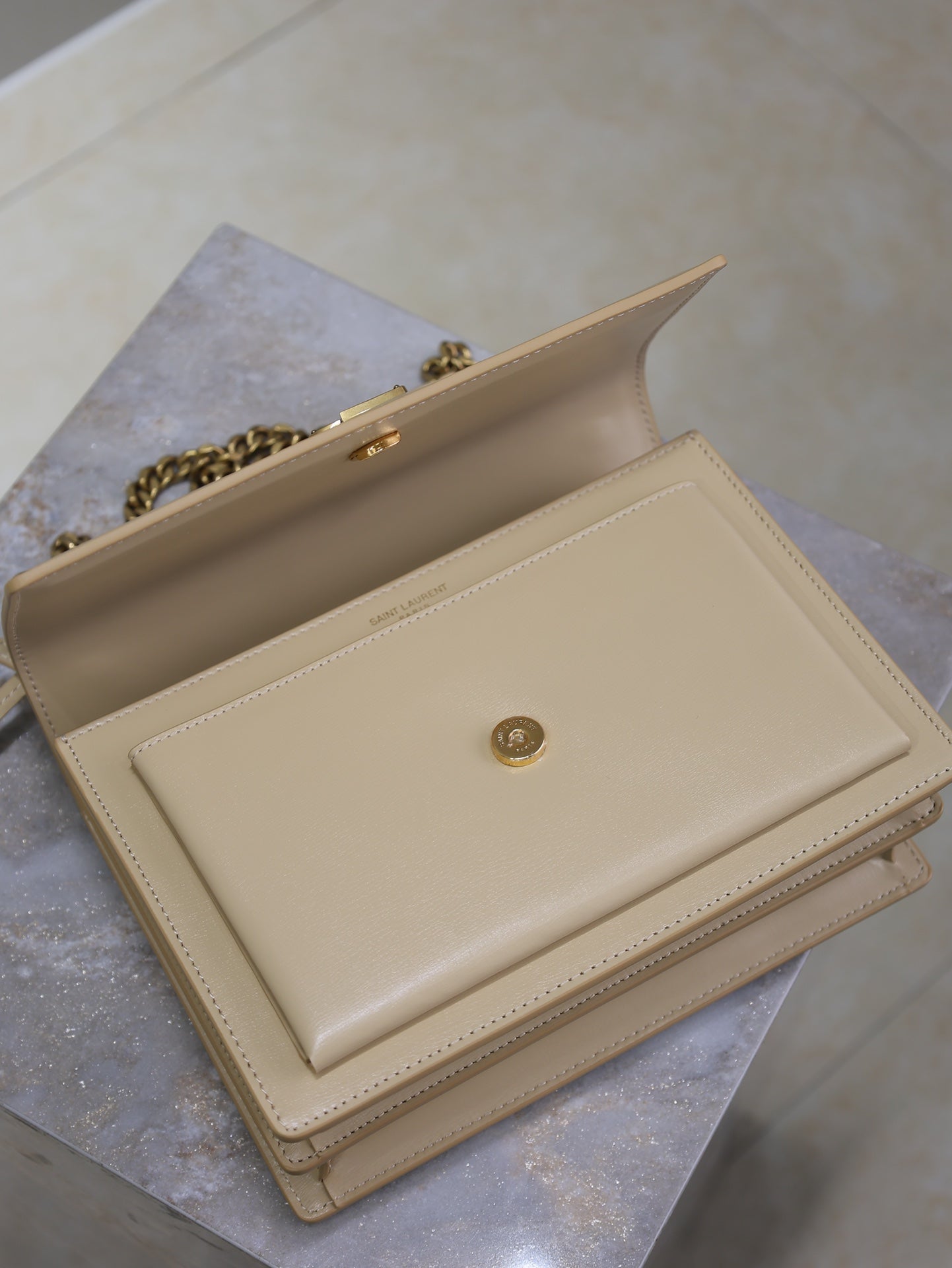 YSL 25S SUNSET BAG 22 IN NUDE CALFSKIN GOLD HARDWARE