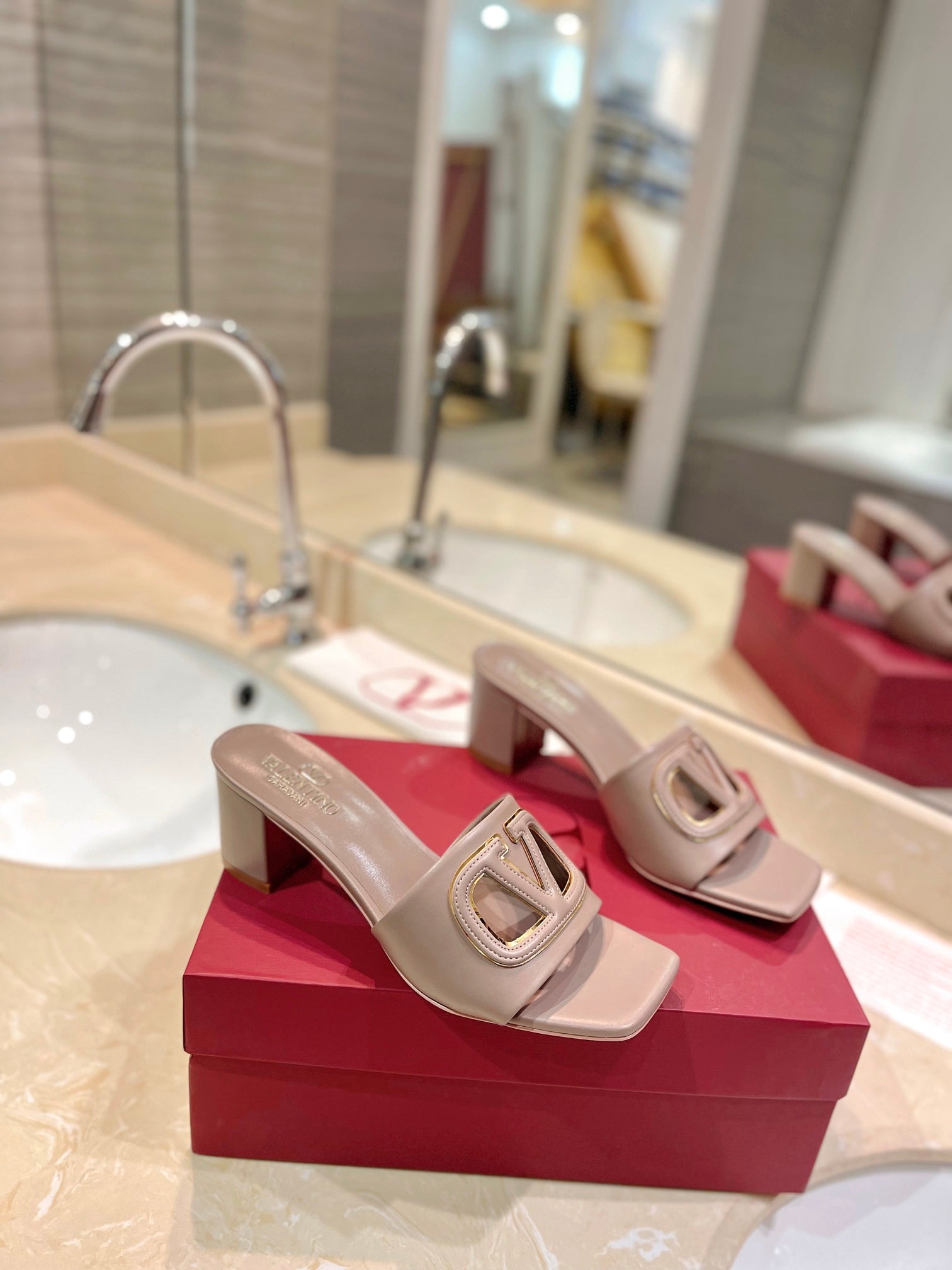 VALENTINO 26S BLOCK-HEEL SANDALS 65 MM IN BEIGE CALFSKIN WITH LOGO