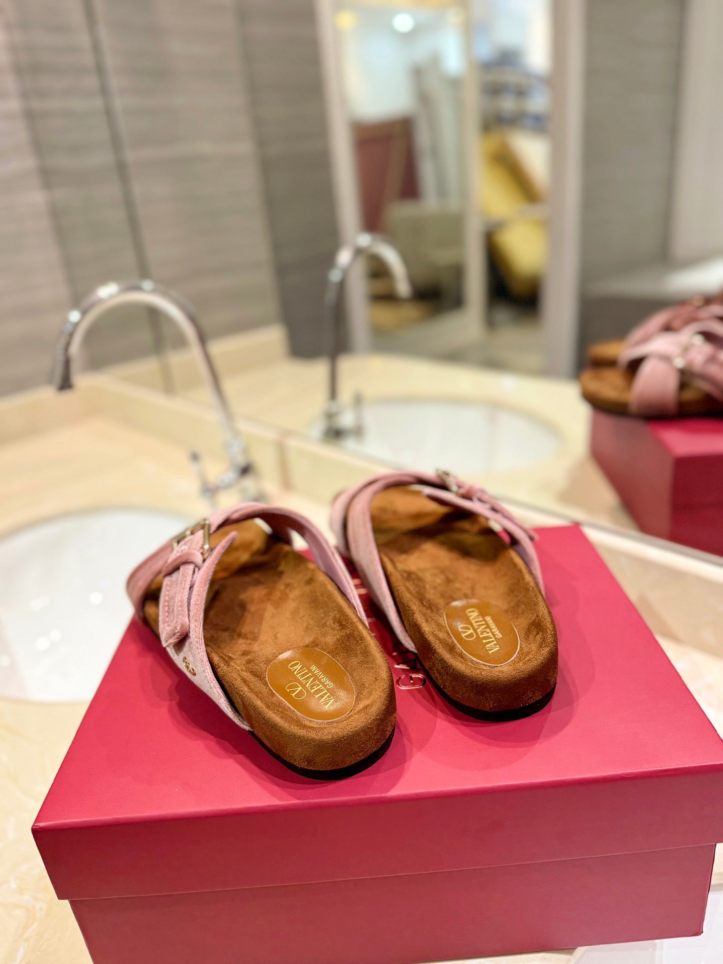 VALENTINO 26S CROSS STRAP SANDALS IN LIGHT PINK VELVET MIX BROWN SUEDE