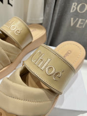 CHLOÉ MILA PLATFORM 5 CM IN OYSTER GREY NYLON WITH EMBROIDERED LOGO