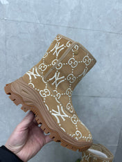 GG&NY SNOW BOOTS IN WOOD BROWN SUEDE AND WOOL LINING