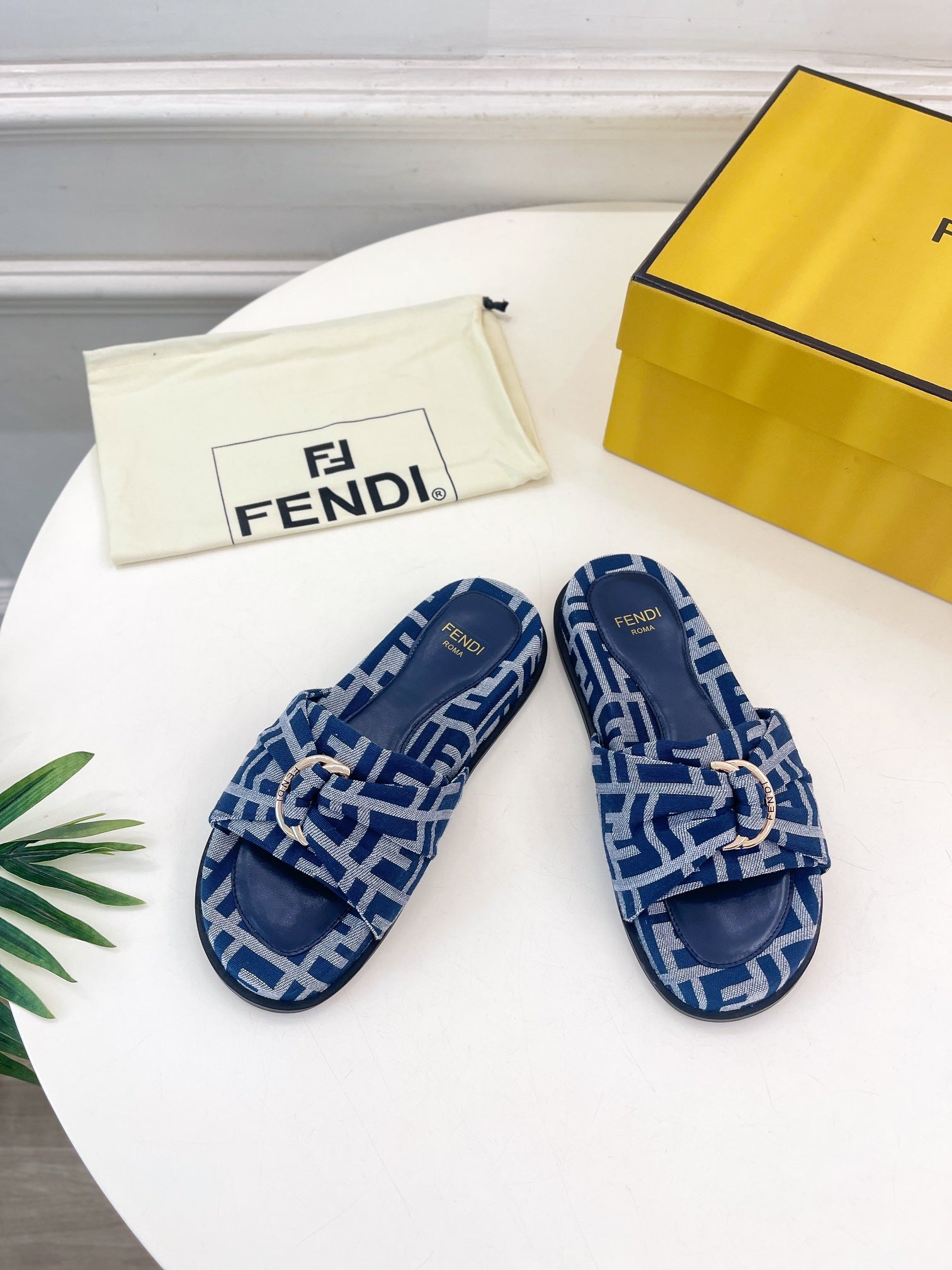 FENDI FLAT SLIPPER IN NAVY BLUE MONOGRAM JACQUARD FABRIC WITH GOLD HARDWARE
