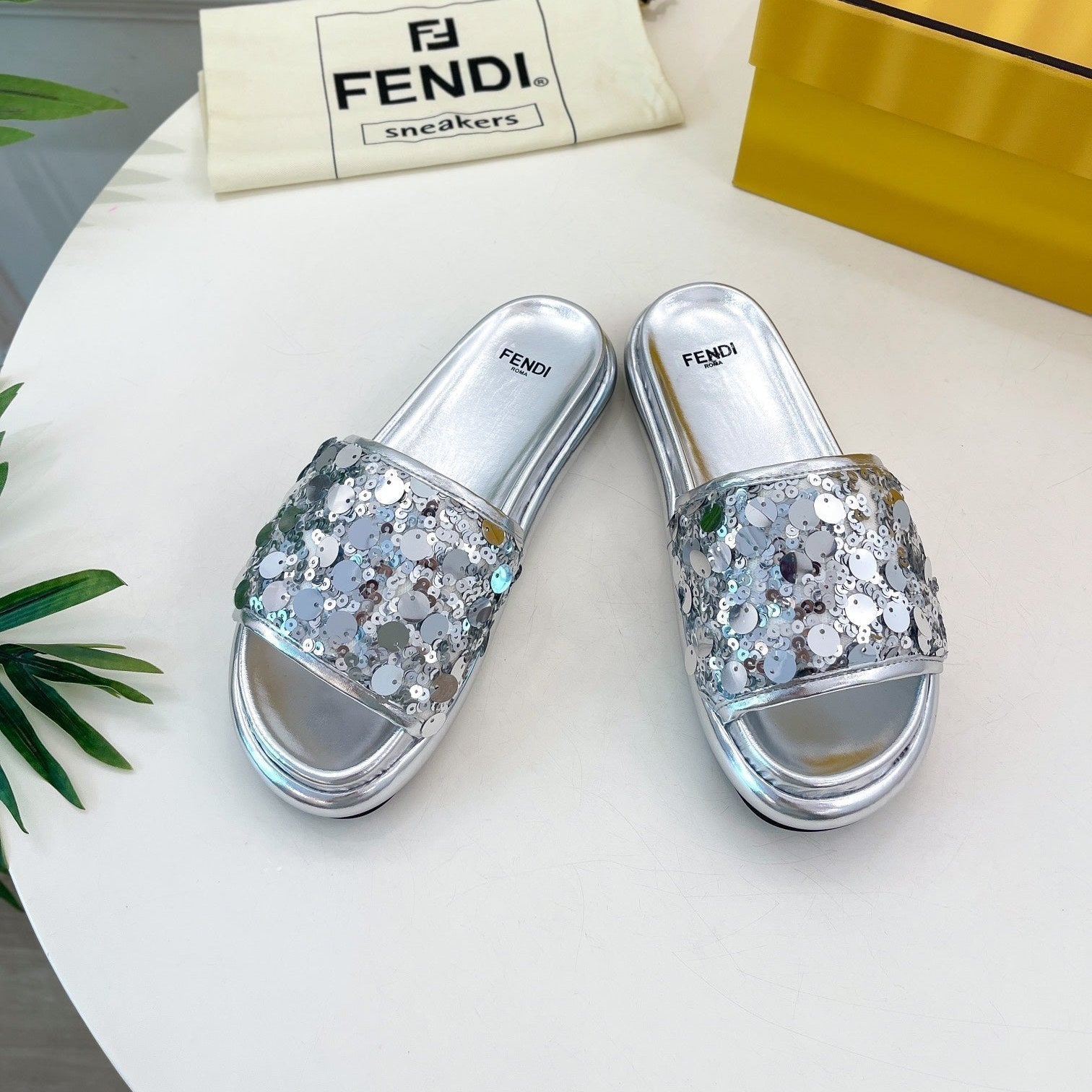 FENDI THICK SOLE 3 CM SEQUIN SLIPPER SILVER
