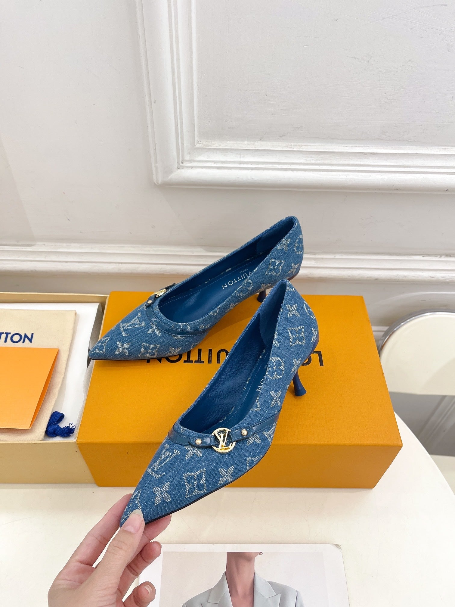 6AM HIGH PUMP 5 CM IN CLASSIC BLUE MONOGRAM DENIM