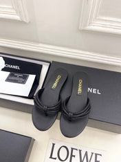 CHANEL 26S THONG SANDALS IN BLACK WITH CRYSTAL EMBELLISHED STRAPS