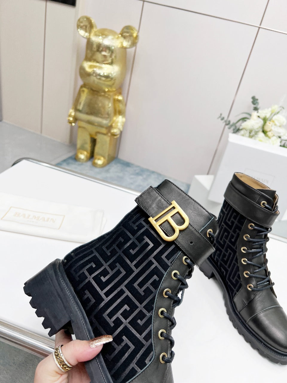 BALMAIN 26S BOOTS IN BLACK CALFSKIN AND SUEDE