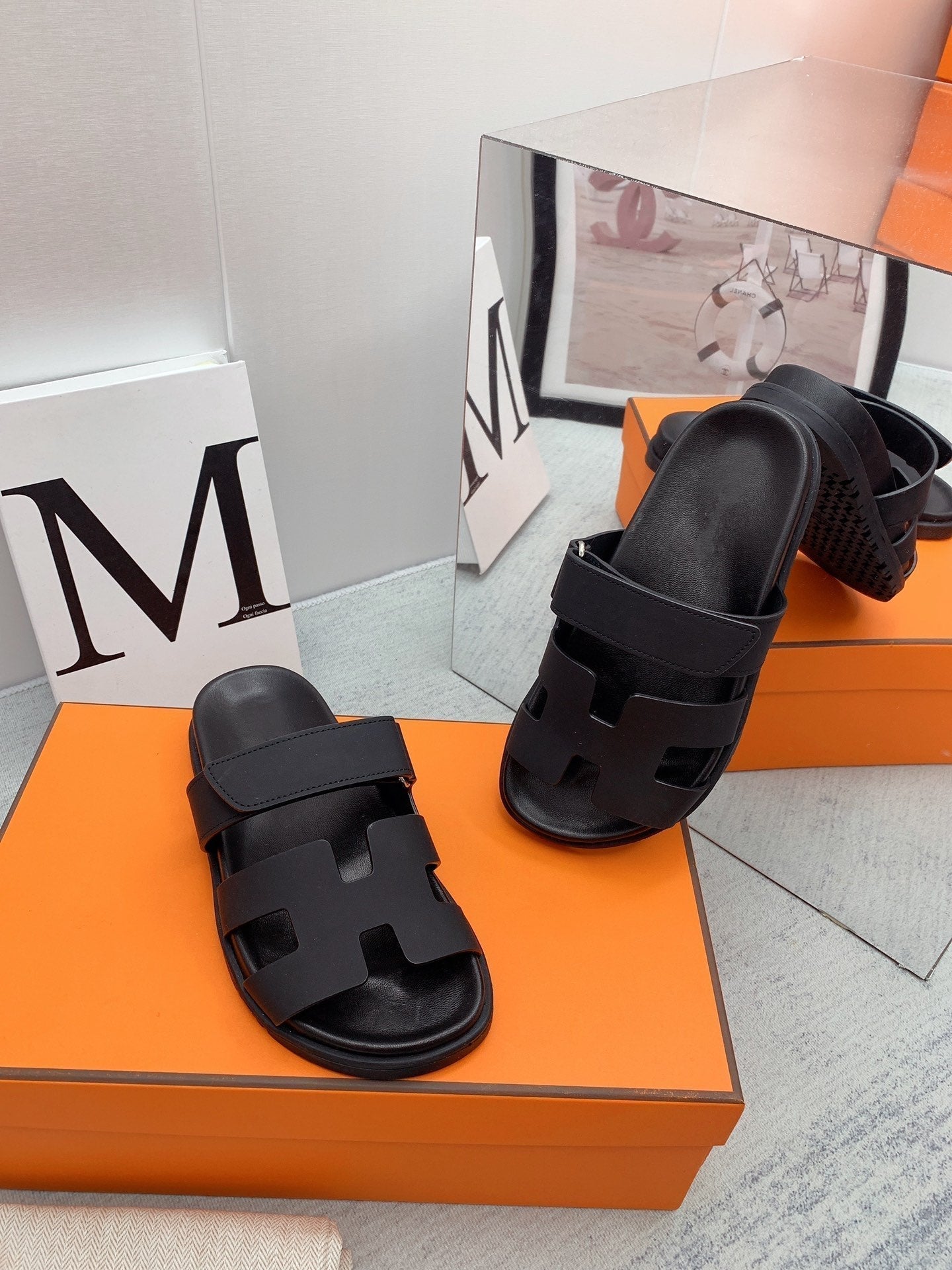 Chypre Sandal Black